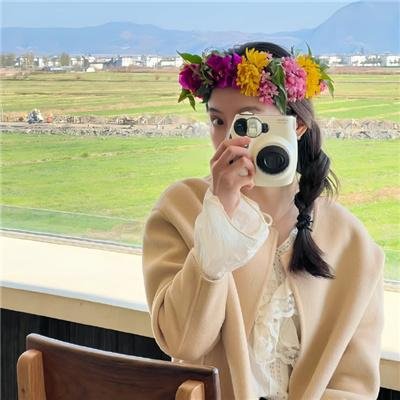 陪她一会儿 海报